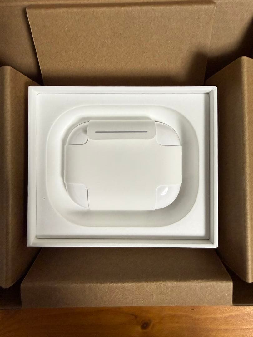 【新品/未開封/即日発送】AirPods Pro 3 本体 充電ケース付き