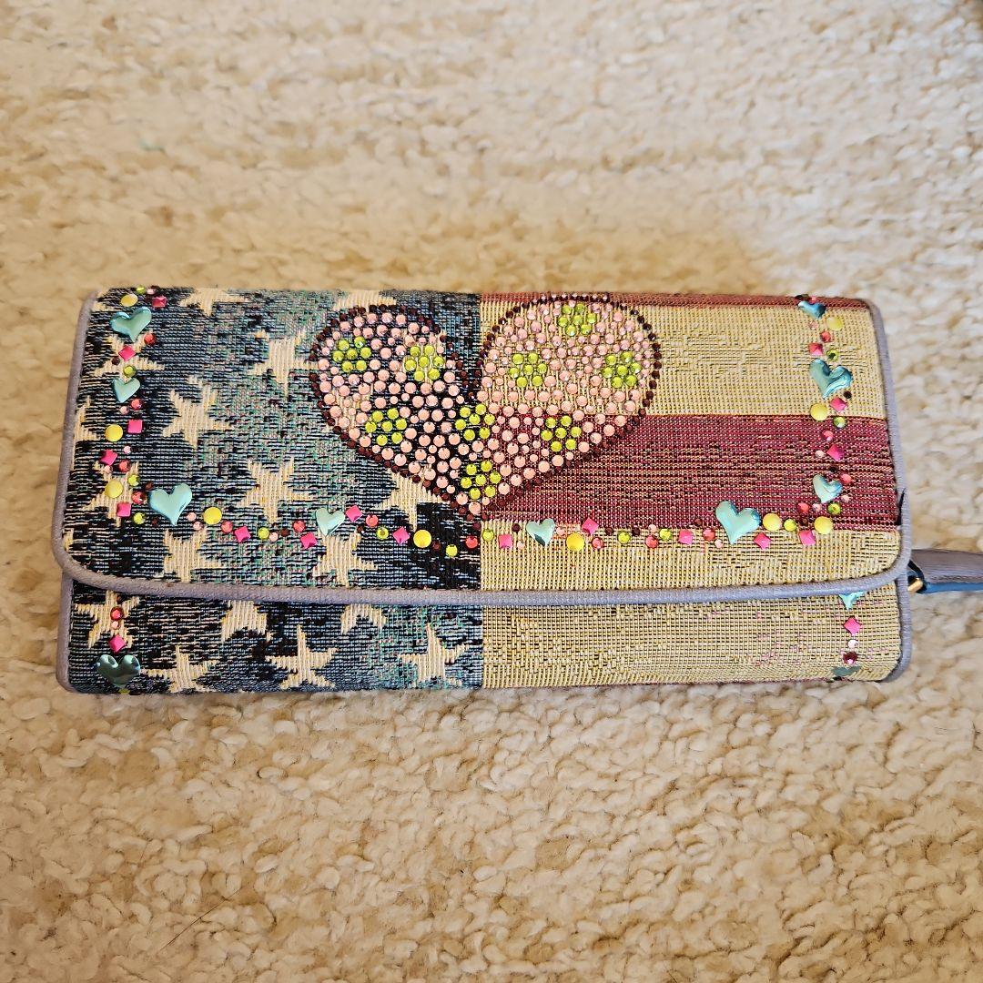 シンクビーのカバンと財布