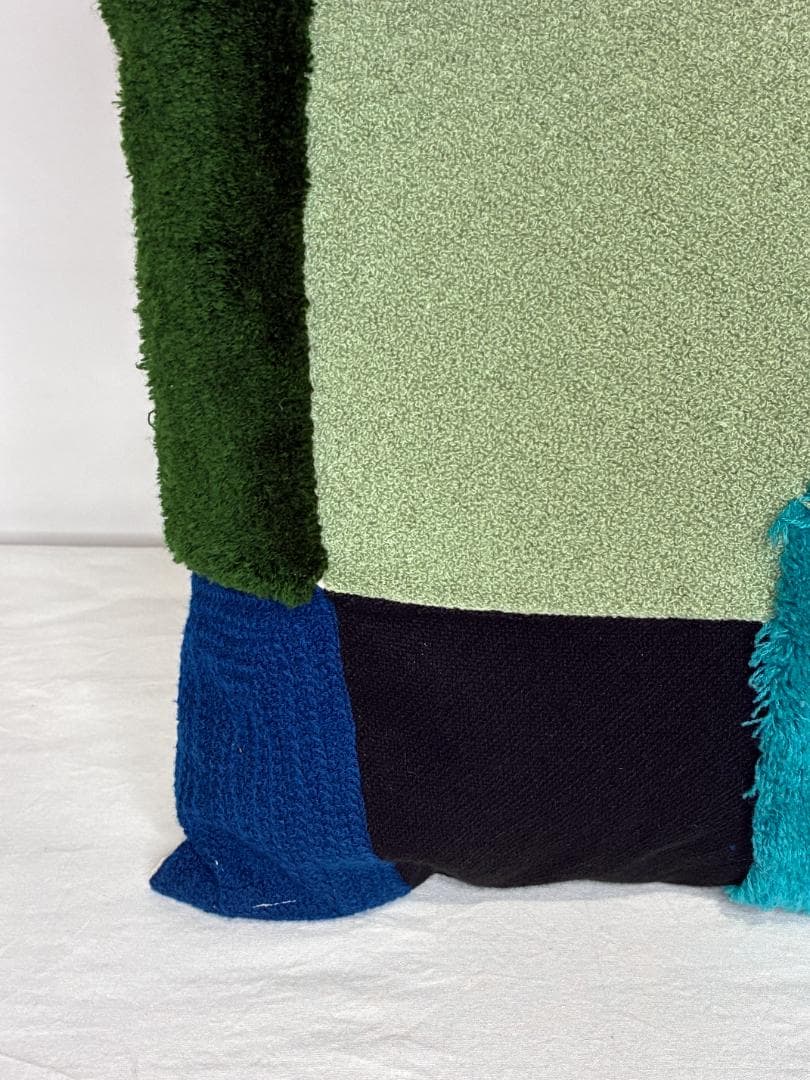 ▲廃番▼　KARE　45x45cm　クッション　レクタングル