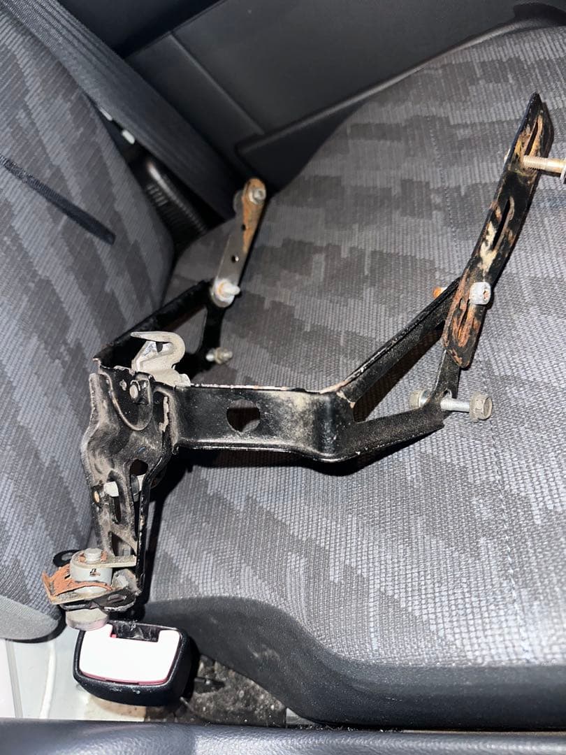 cbr400f シートロックステー