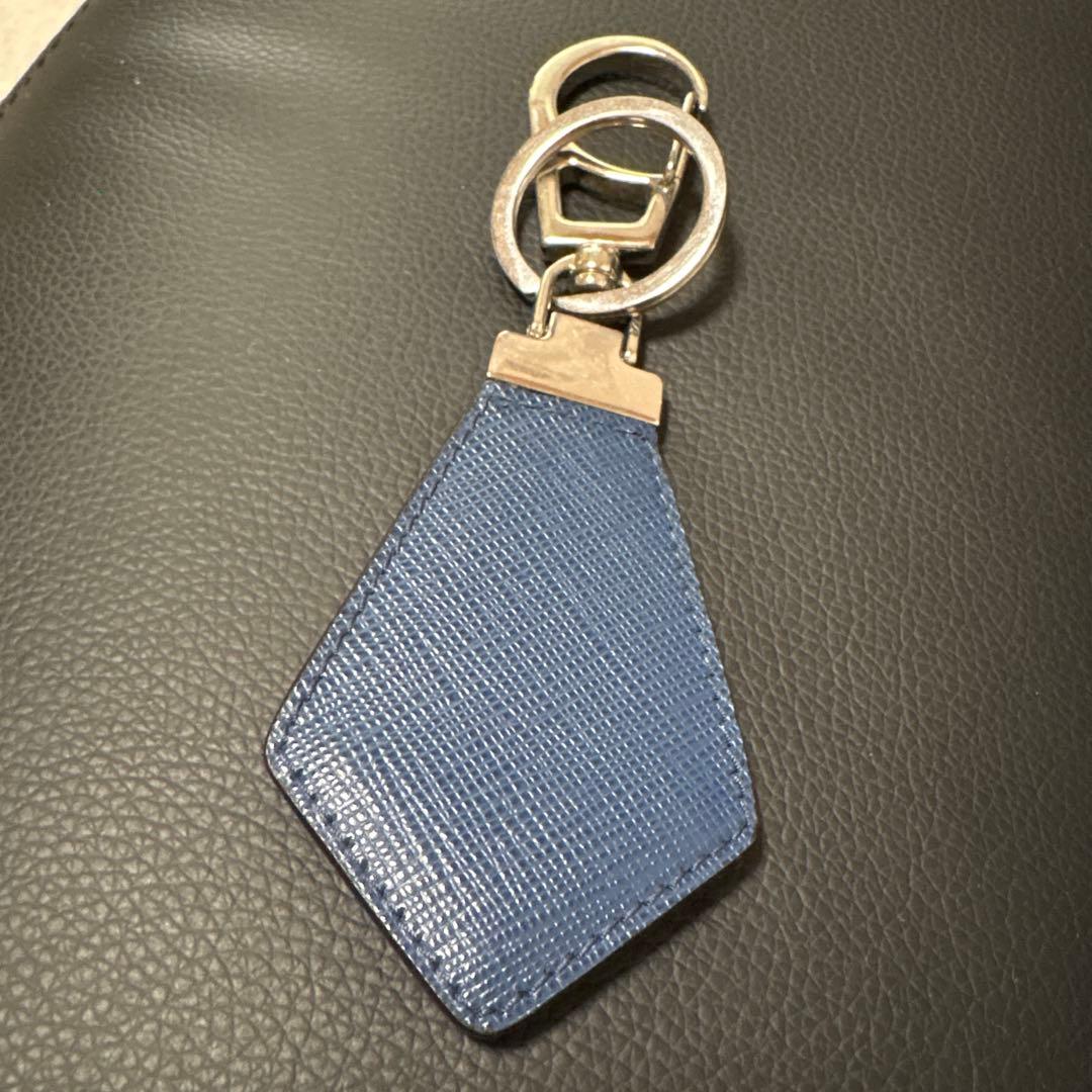 【なつ】PRADA キーリング　キーストラップ