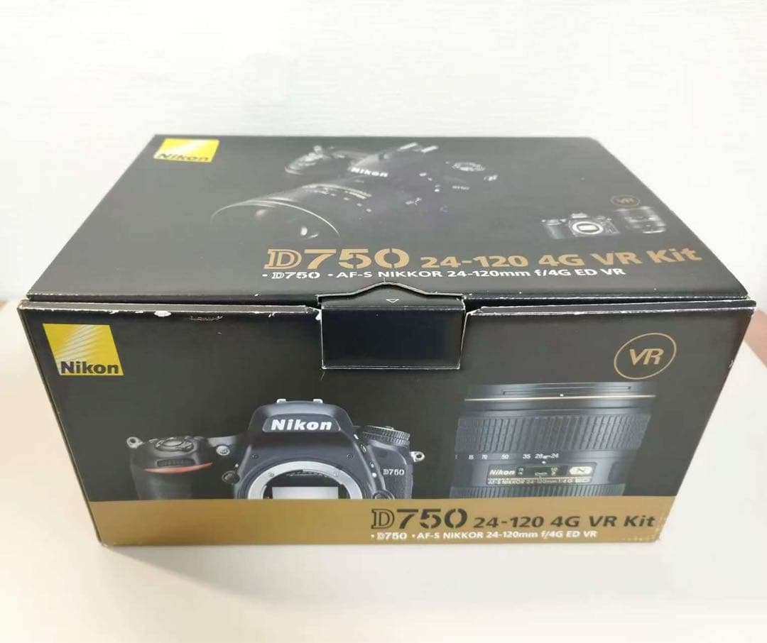 Nikon D750 24-120mmVRキット★ショット数2453回ほぼ未使用