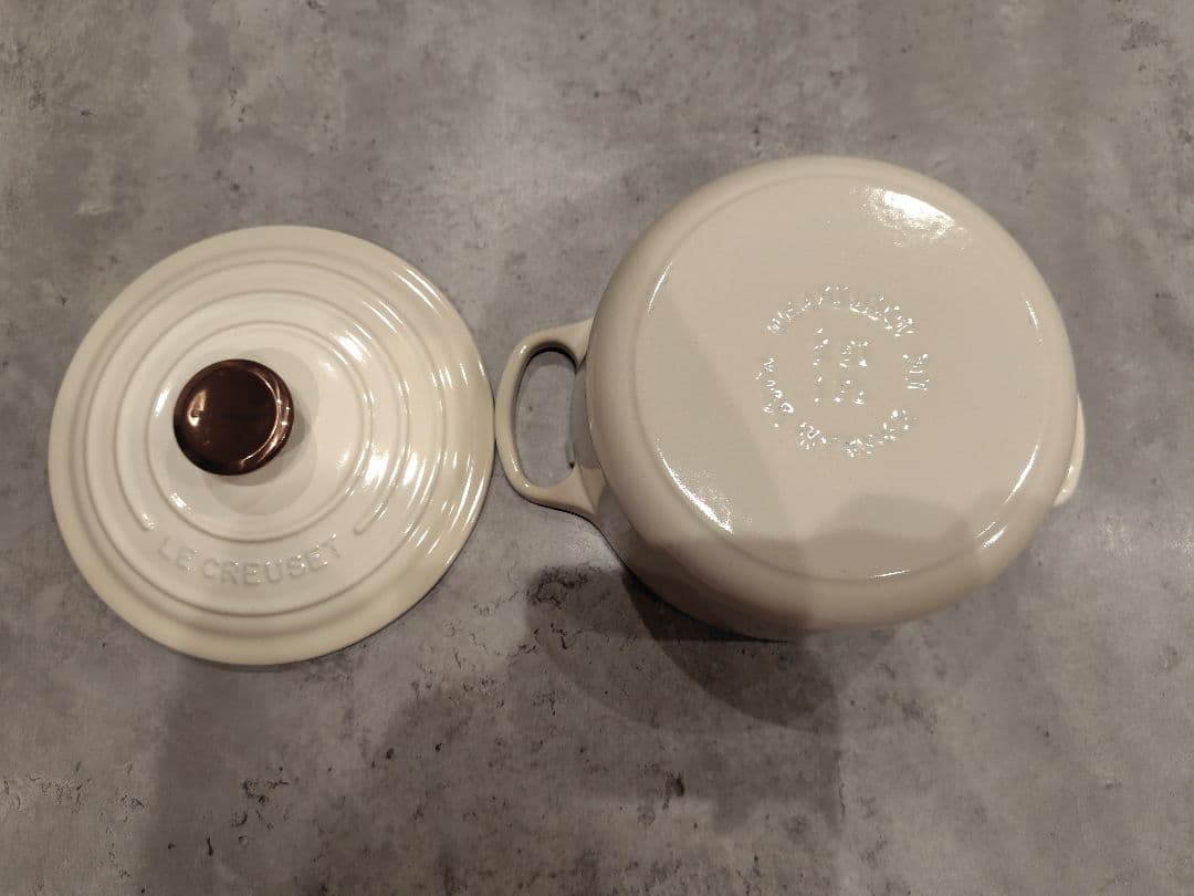 LE CREUSET メレンゲ 18cm 蓋付き