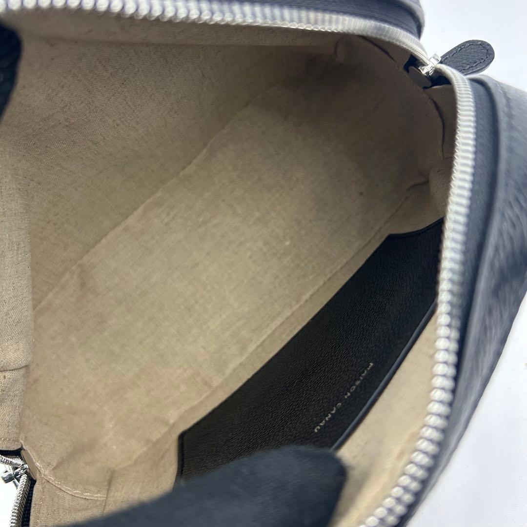 【未使用級】メゾンカナウ　ラウンドボストン　ハンドバッグ　シボ革　レザー　黒