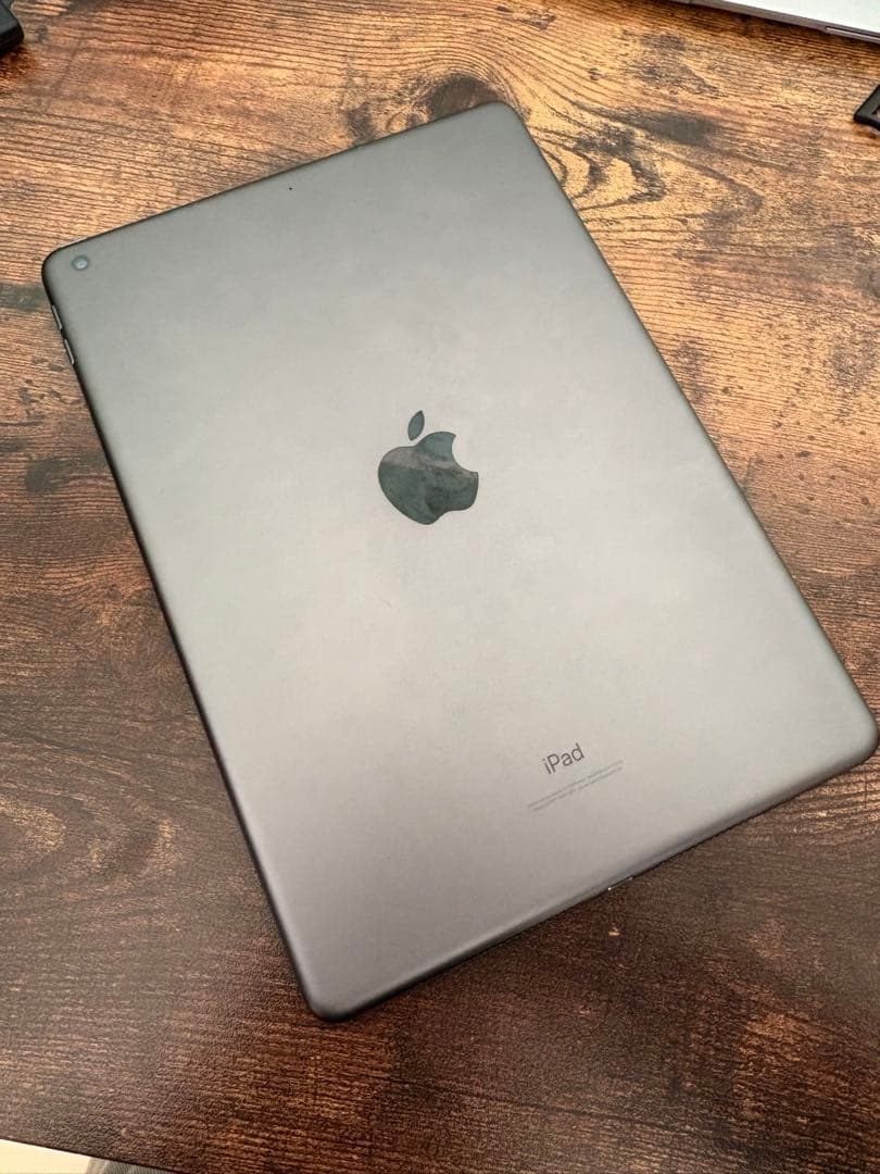 Apple iPad 第7世代　本体　32GB