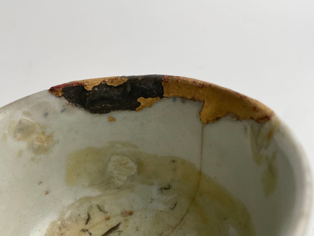 骨董　アンティーク　初期伊万里　染付　薺文　盃　酒器　酒盃　杯　金継ぎ　金繕い