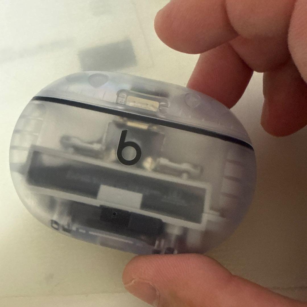 Beats Studio Buds + ワイヤレスイヤフォントランスペアレント