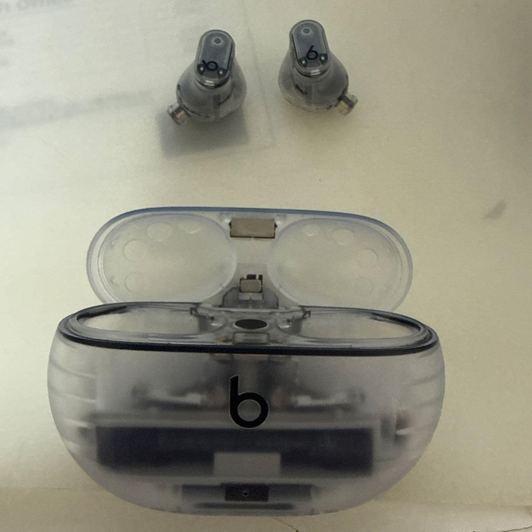 Beats Studio Buds + ワイヤレスイヤフォントランスペアレント