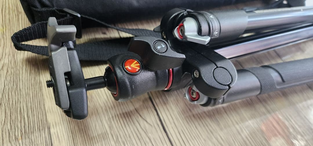その他 Manfrotto Be Free travel tripod