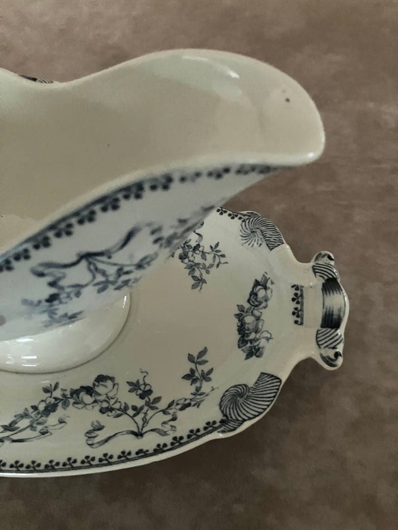 美品フランスアンティーク・サルグミンヌ U&Cモーツァルト・ソーシエール1点