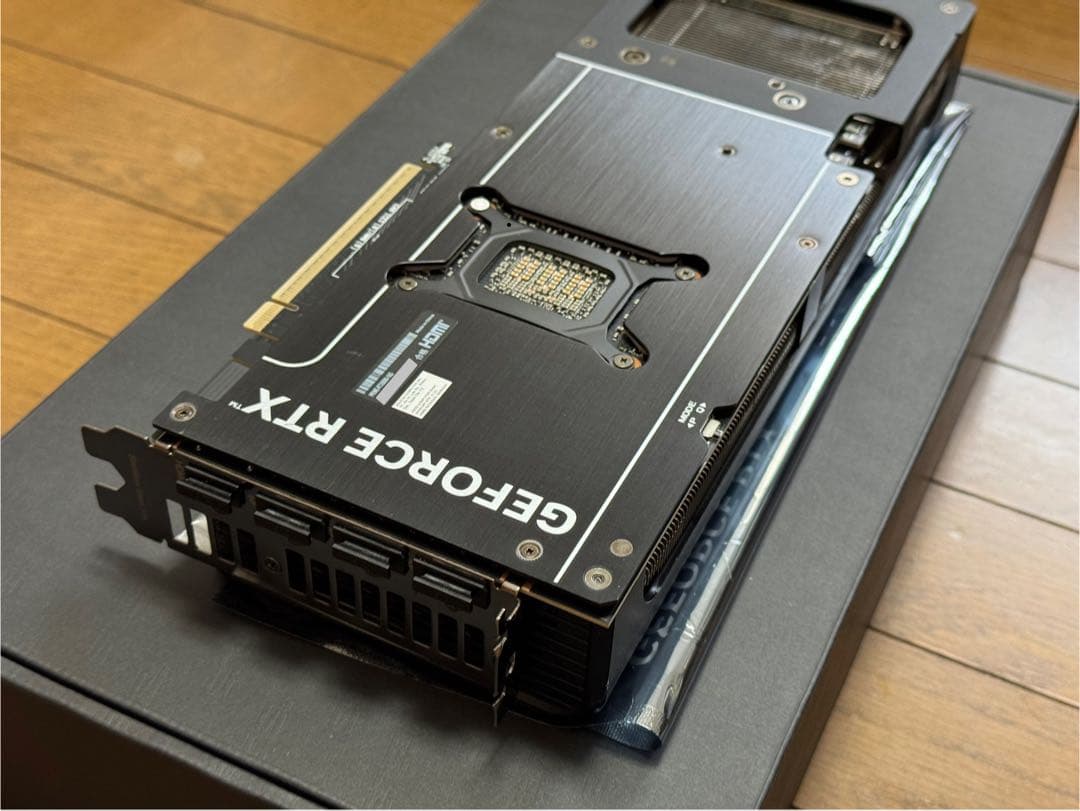 グラフィックボード・グラボ・ビデオカード ASUS PRIME GeForce RTX 5080 16GB