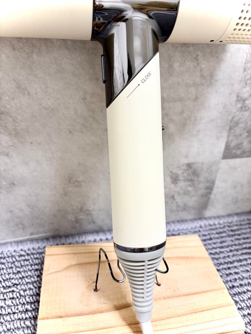 絹女 KINUJO ヘアドライヤー