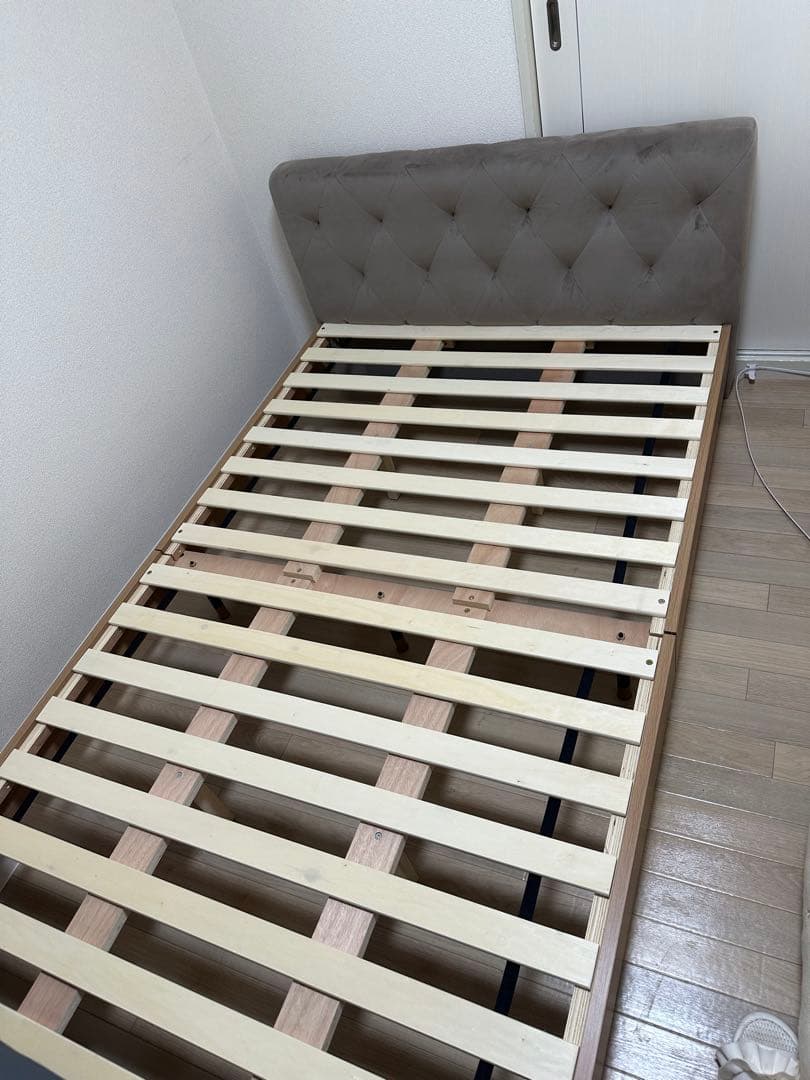 セミダブルベッドフレーム グレー