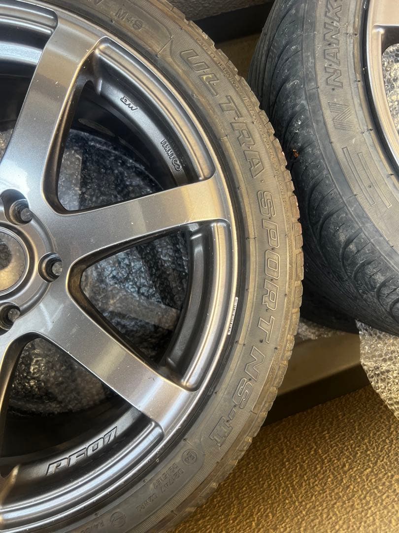 ENKEI PF07 17インチ 9.5J +40 5H/5穴　エンケイ　タイヤ