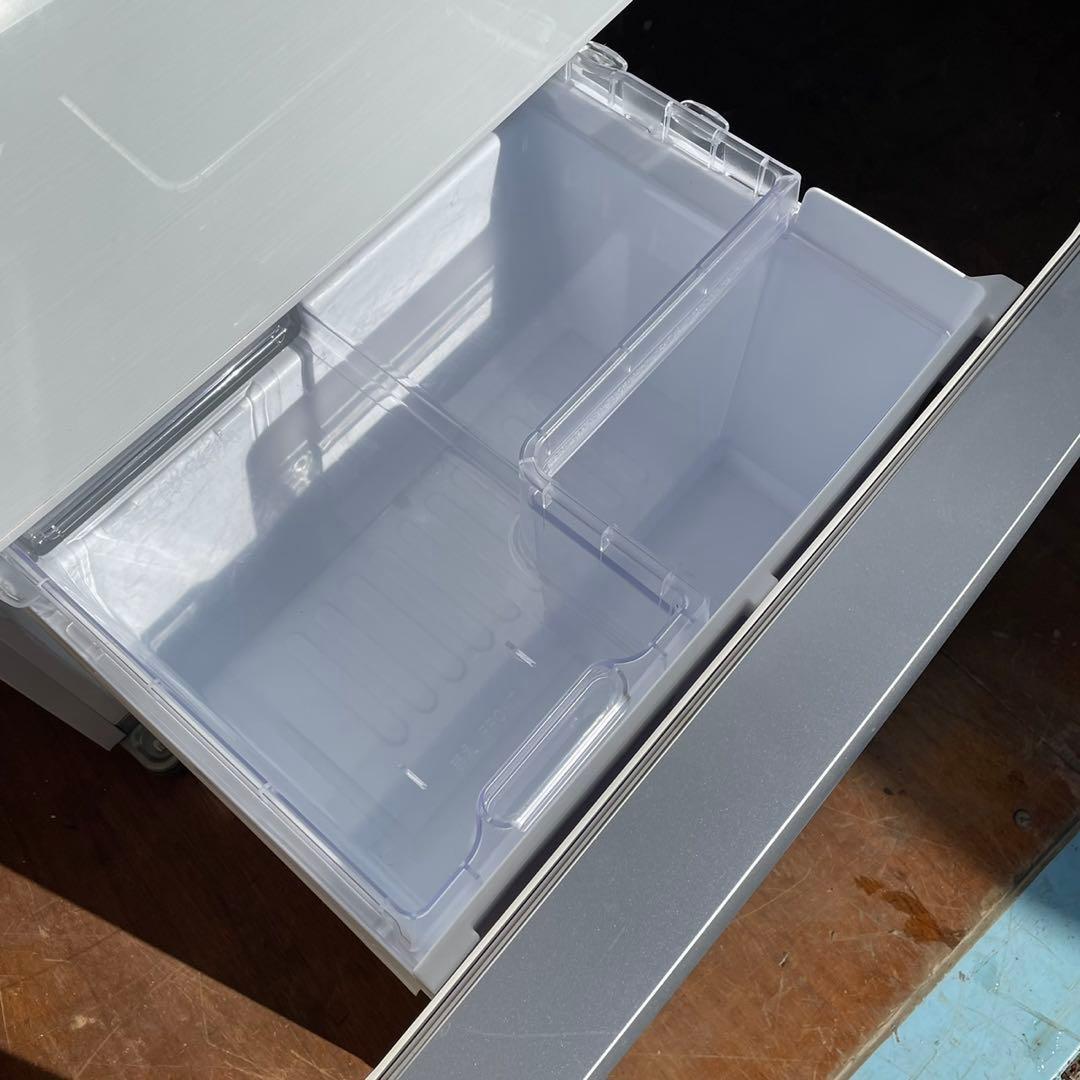 送料設置無料　両開き　3ドア冷蔵庫　SHARP 自動製氷機付