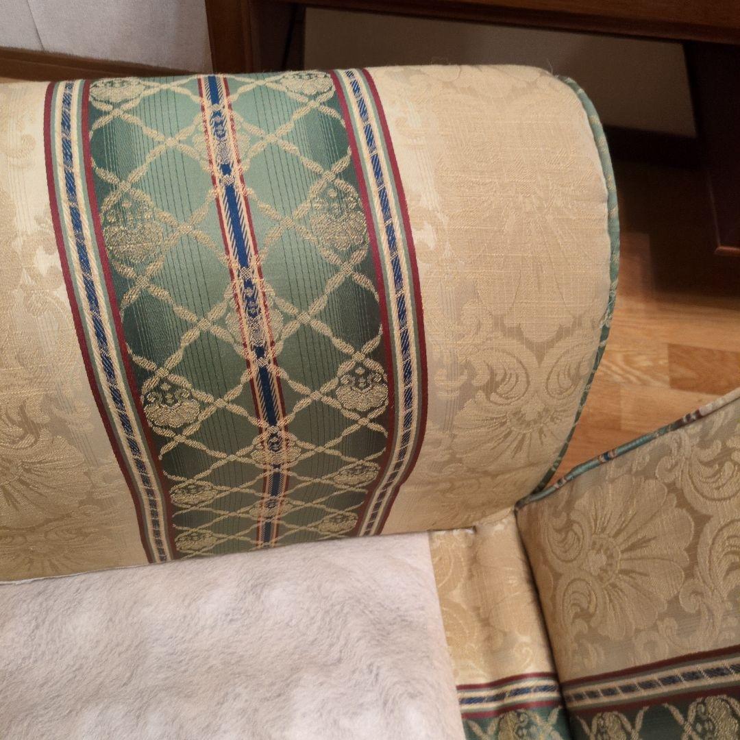 クラシックデザイン アームチェア 緑とベージュのストライプ