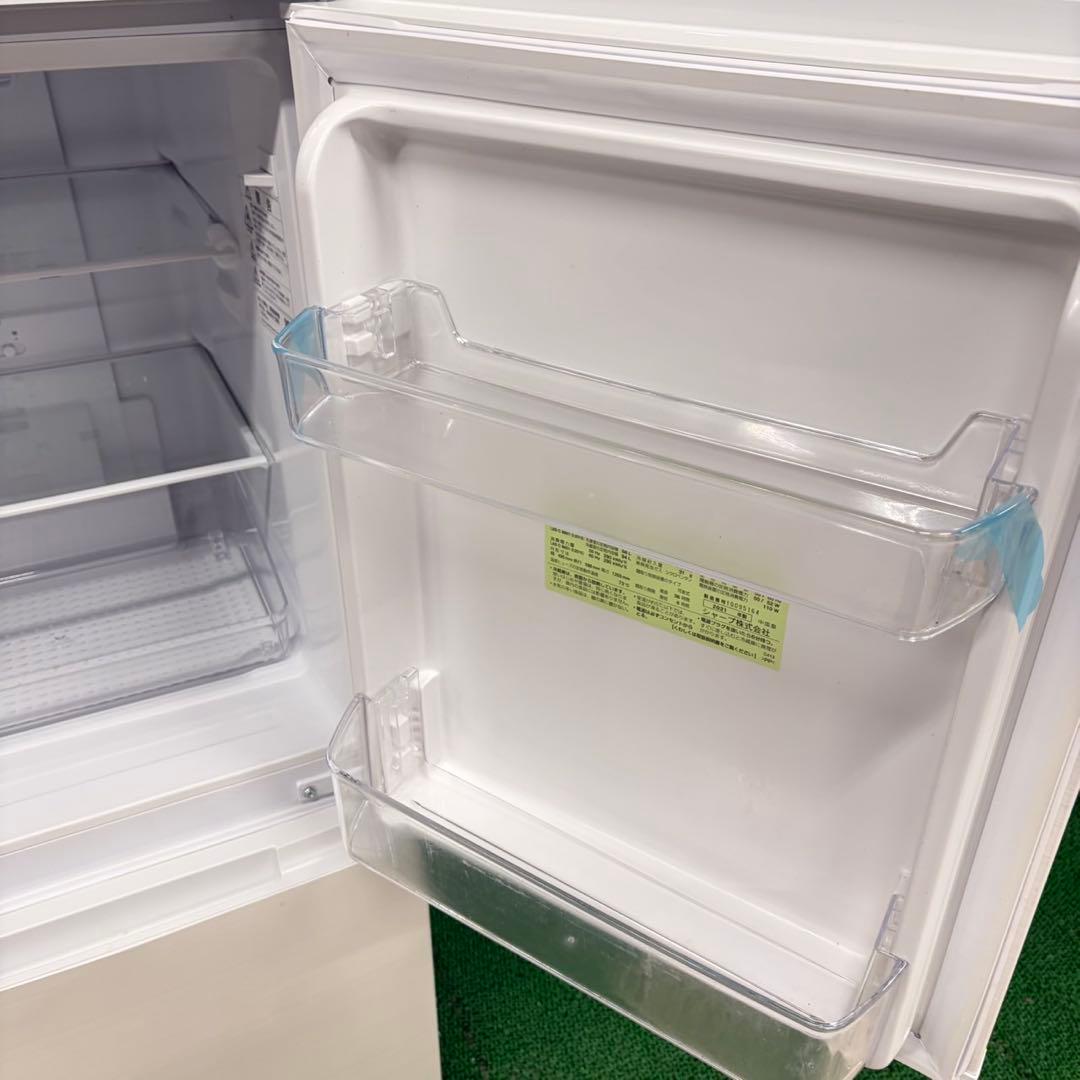 653 SHARP 付け替えどっちもドア　冷蔵庫　100L強　小型　一人暮らし
