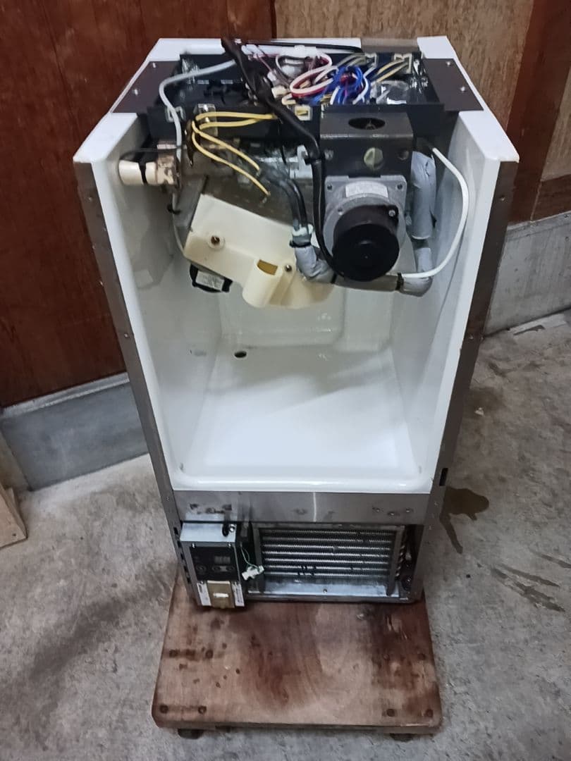 フクシマ　業務用製氷機　FIC-A25KT 　ホシザキ