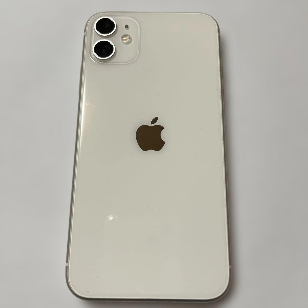 Apple iPhone 11 ホワイト 本体　64G