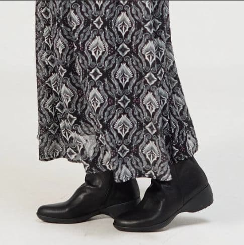 fitfit 新品23.5cm ◆ソフトレザーブーツ900 （ブラック）