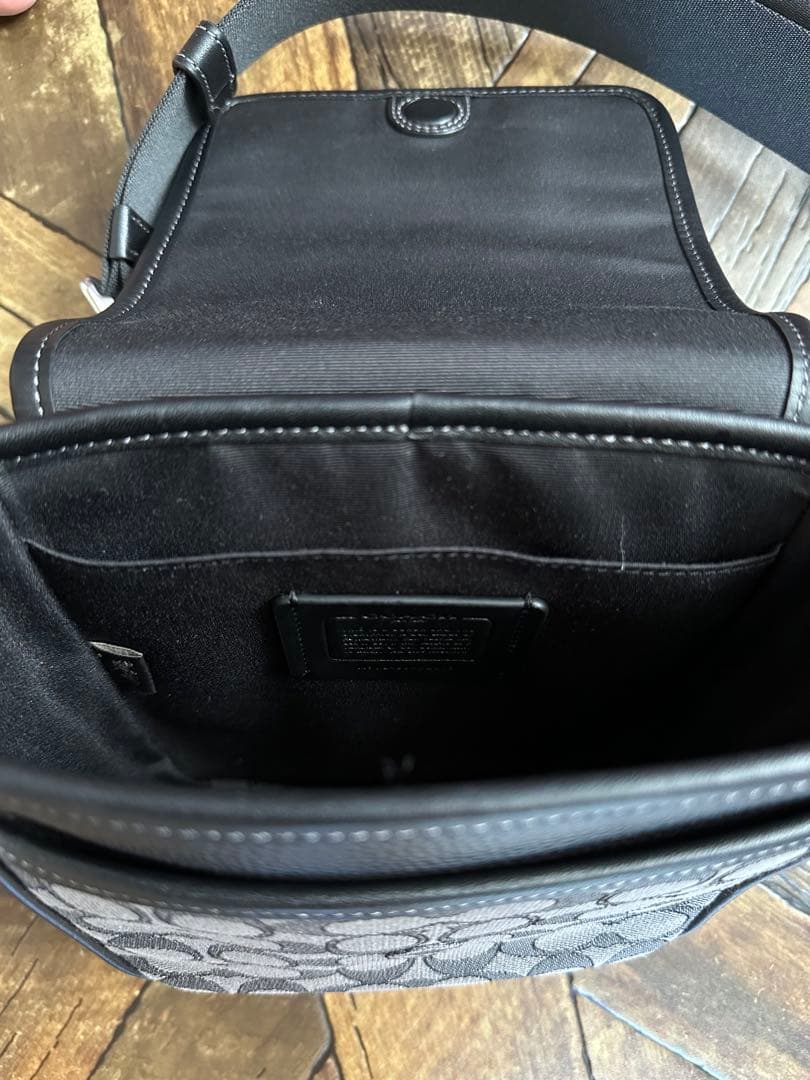 COACH ルーカス クロスボディ バッグ・シグネチャー ジャカード