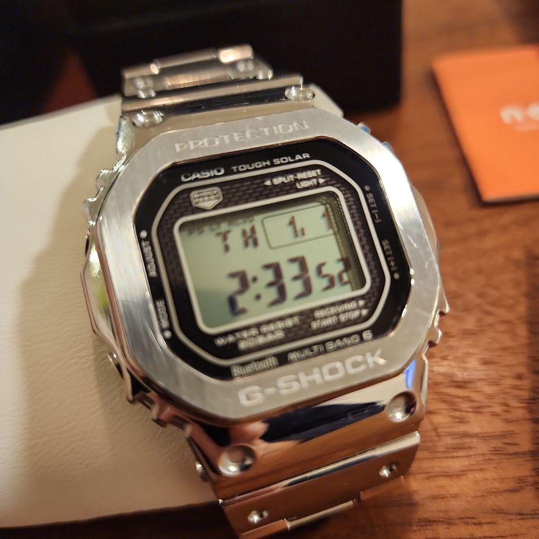 美品 G-SHOCK 腕時計 フルメタル シルバー GMW-B5000D-1JF