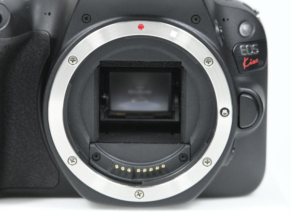 【美品】 Canon EOS Kiss X9 ボディ 《ショット数5755》