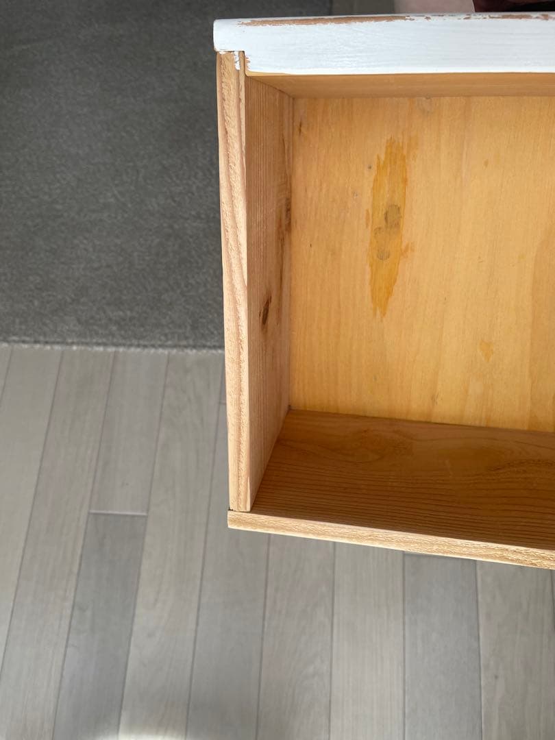 カントリー風シェルフ　アンティークキャビネット　本棚　収納ラック