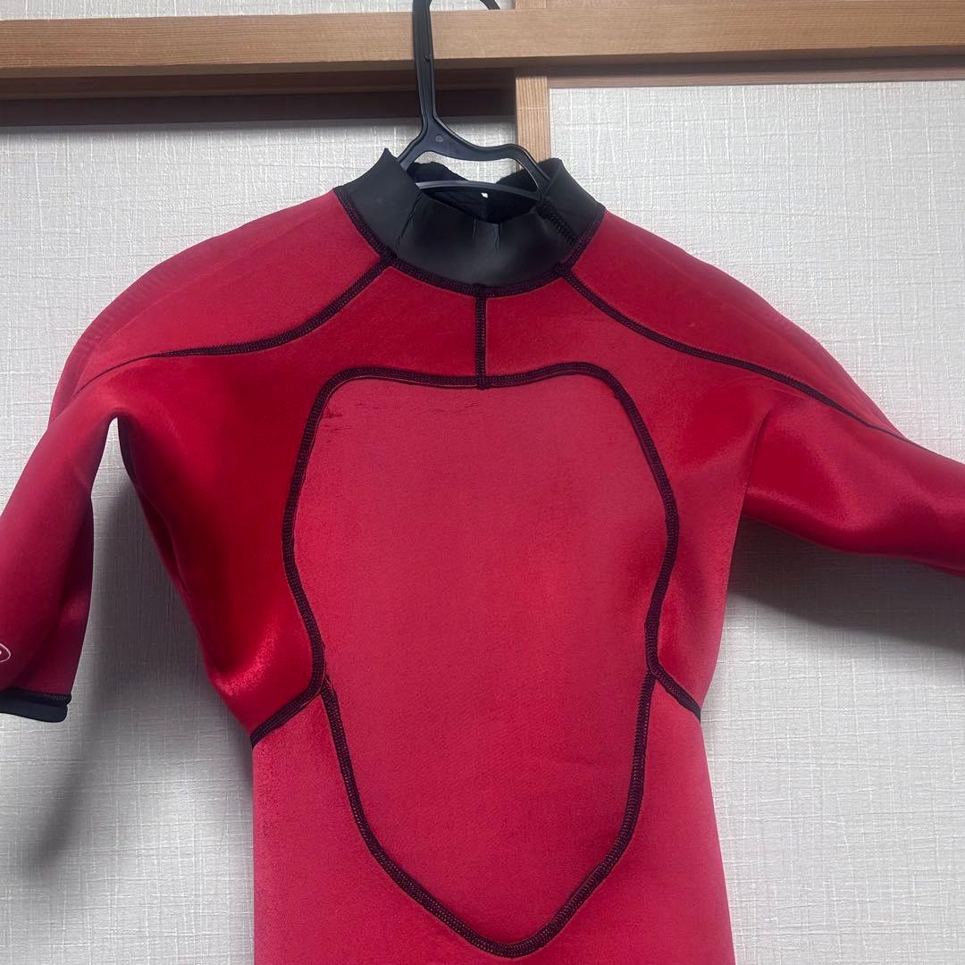 Quiksilver ブラック ショートスリーブウェットスーツ