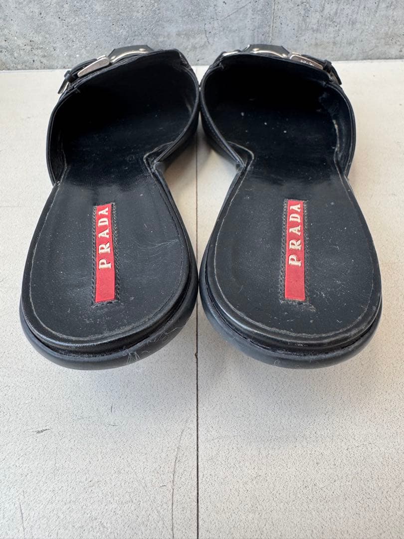 PRADA 低いヒールシューズ　37.5