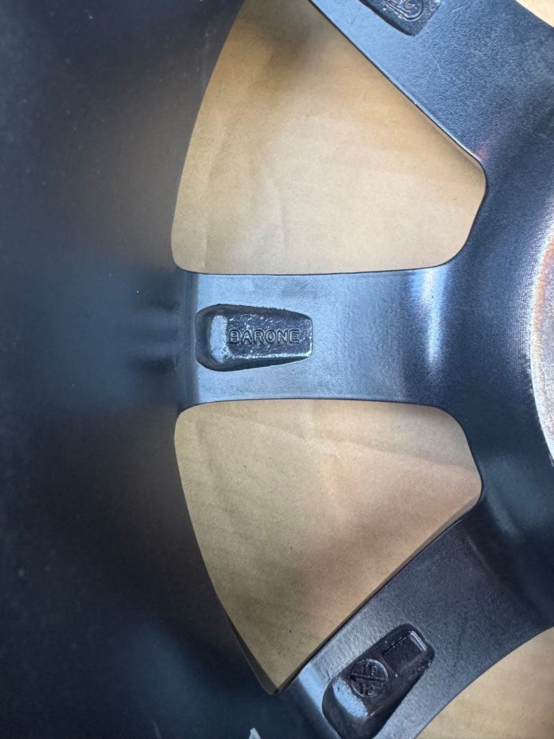 ケイ ファブレス・バァローネ・MC-9 タイヤホイール４本セット