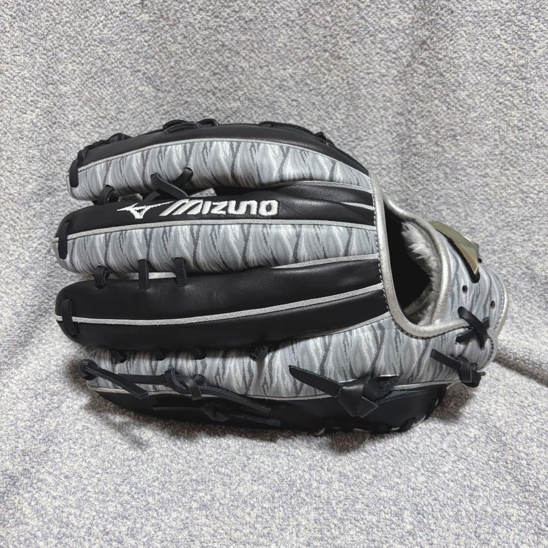 【極美品】ミズノ　グローバルエリート　軟式グローブ　限定色