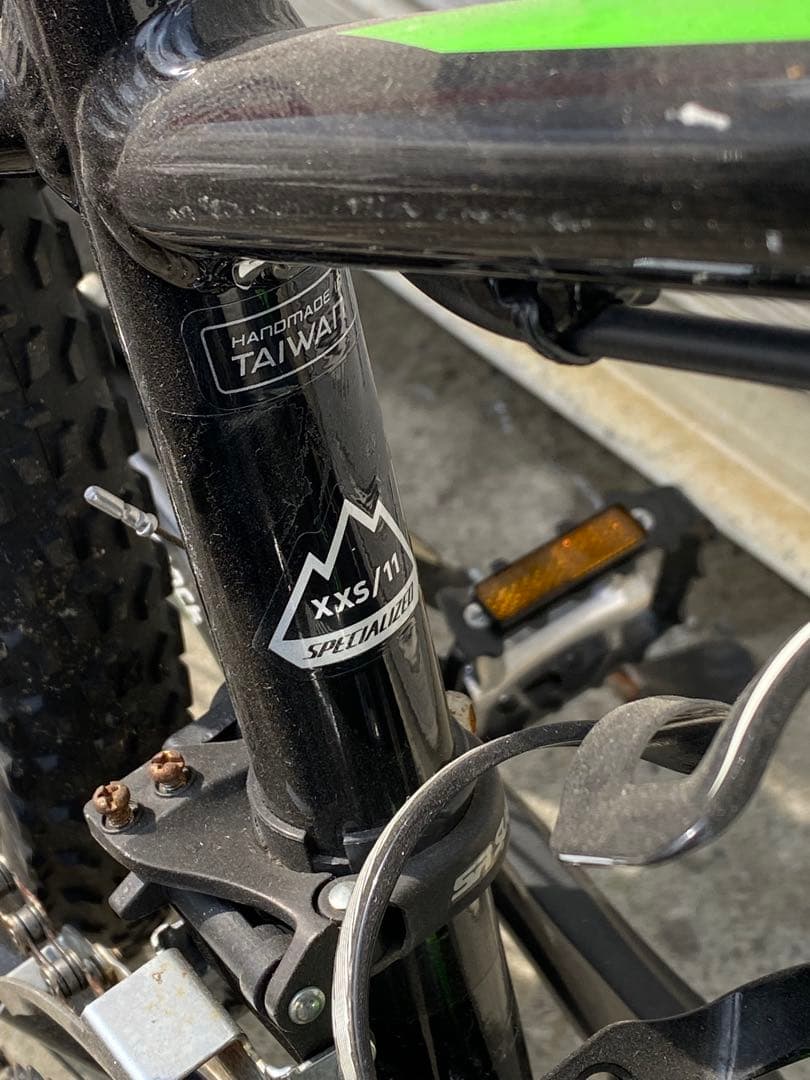 札幌限定 子供用MTB 24インチ スペシャライズド HOTROCK 黒緑