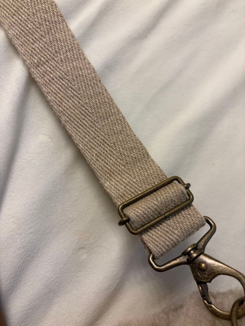 ebagos *HIRAMEITA ボアウトウト ボディーバッグS