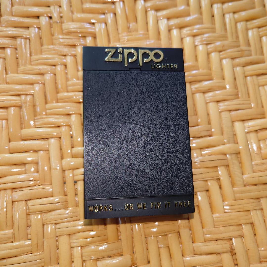 【新品未使用】Zippo ブラックマットオイルライター 箱付き