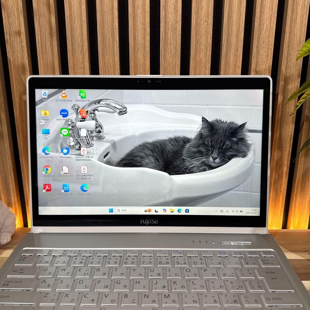タッチパネル‼️LIFEBOOK☘️i7☘メモリ20GB☘️512GB☘ノートパソコン