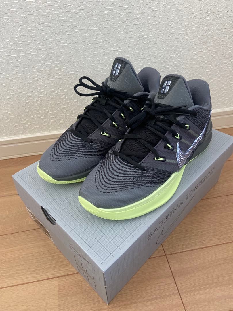 ナイキ　サブリナ3EP