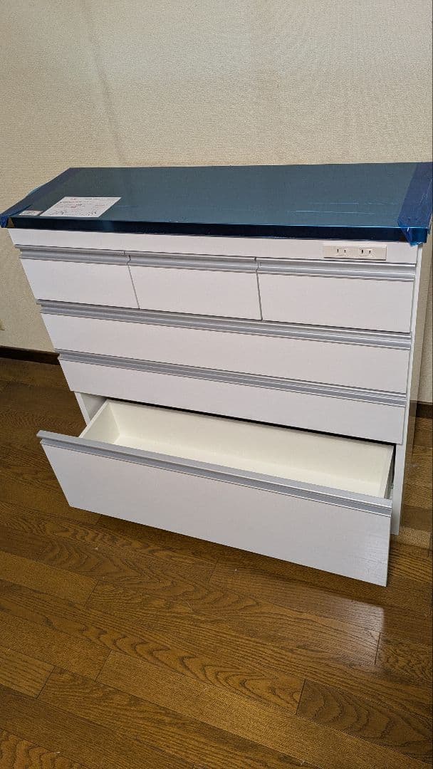 最終値下げ　キッチンカウンター 薄型 天板ステンレス鏡面仕上げ ４段 幅90 白