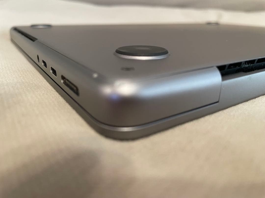 F*a様 Apple MacBook Pro M1 14Inch 16GB 51