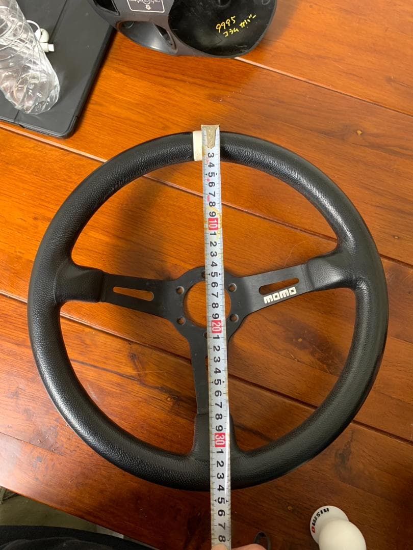 momo　ディープコーン ステアリング 黒