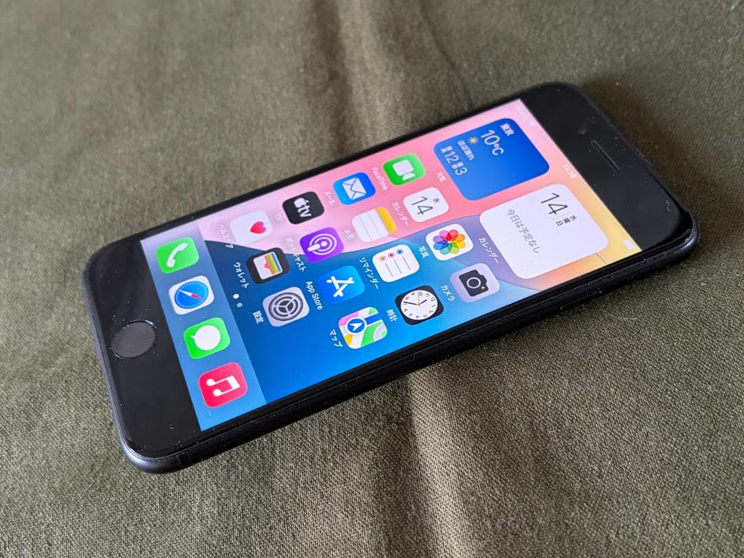 iPhone SE2　第２世代　64GB　ブラック　SIMフリー　美品　正常動作