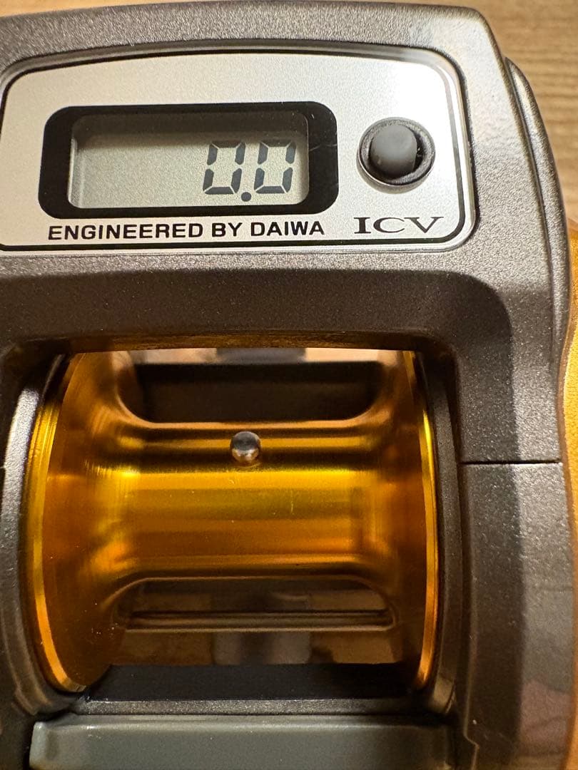 【美品】Daiwa イッツ ICV 200