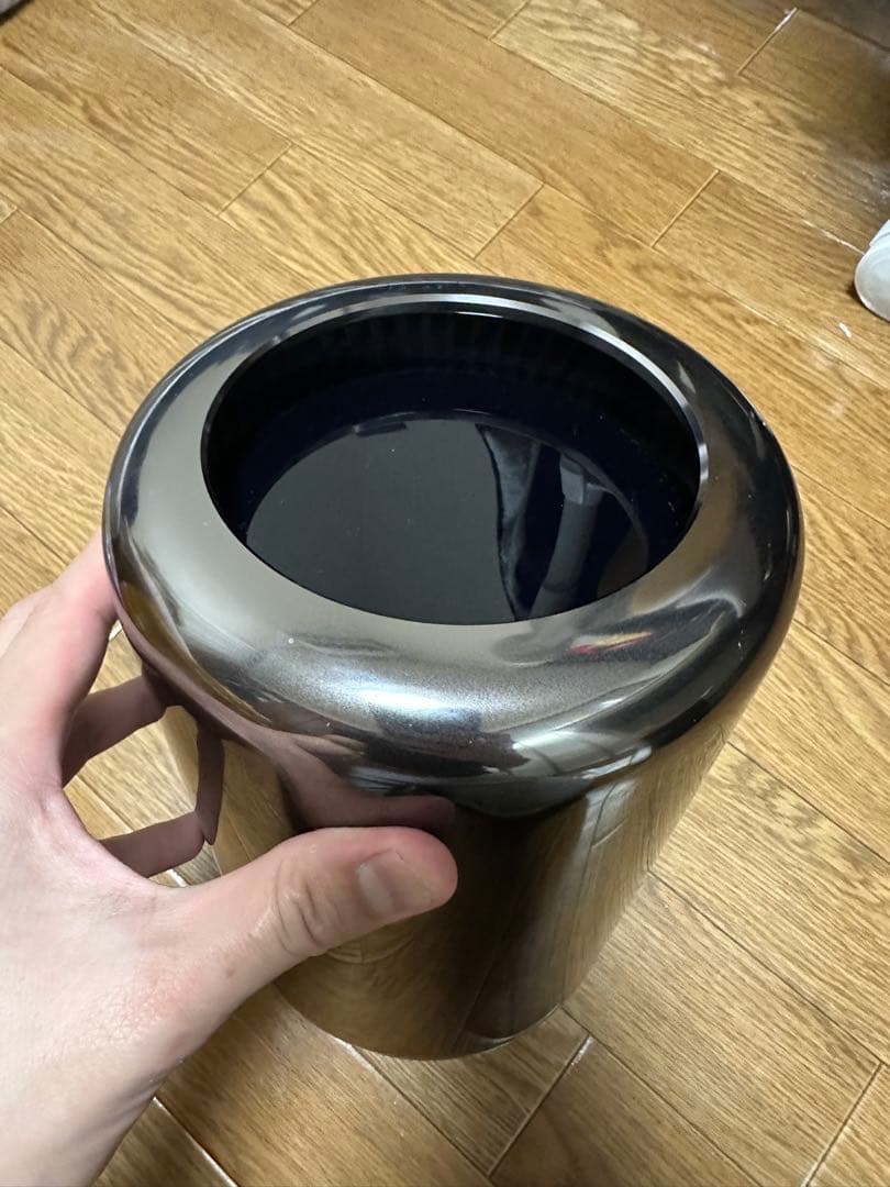 Mac Pro 2013 12コア2.7GHz メモ64GB D700x2