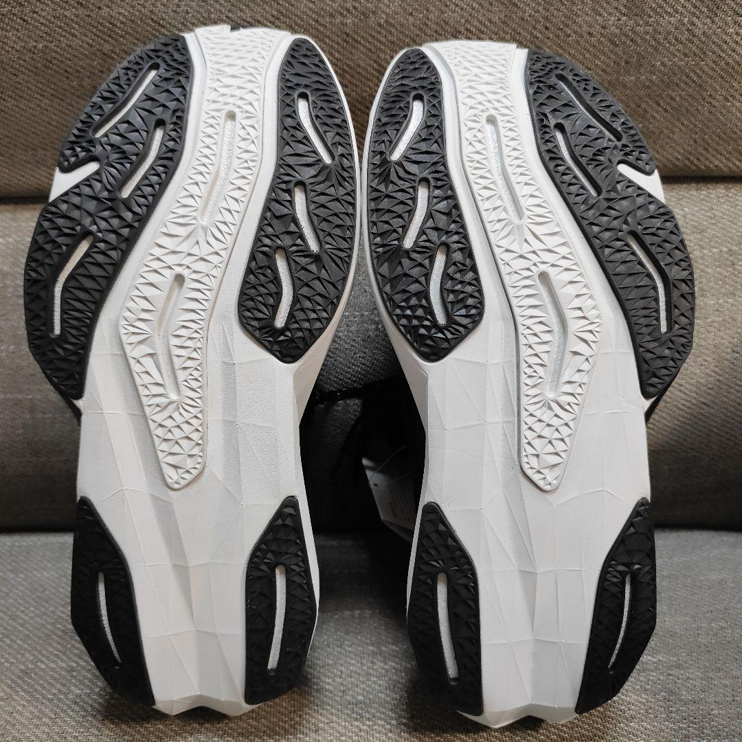 新品 FuelCell Rebel v4 フューエルセル レベルv4 メンズ