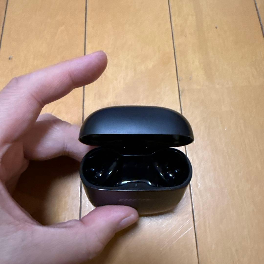 Bose QuietComfort Ultra ワイヤレスイヤホン　ケース付き