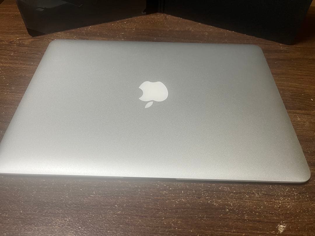 MacBook Air美品【MacOS2022年】バッテリー新品／Office付