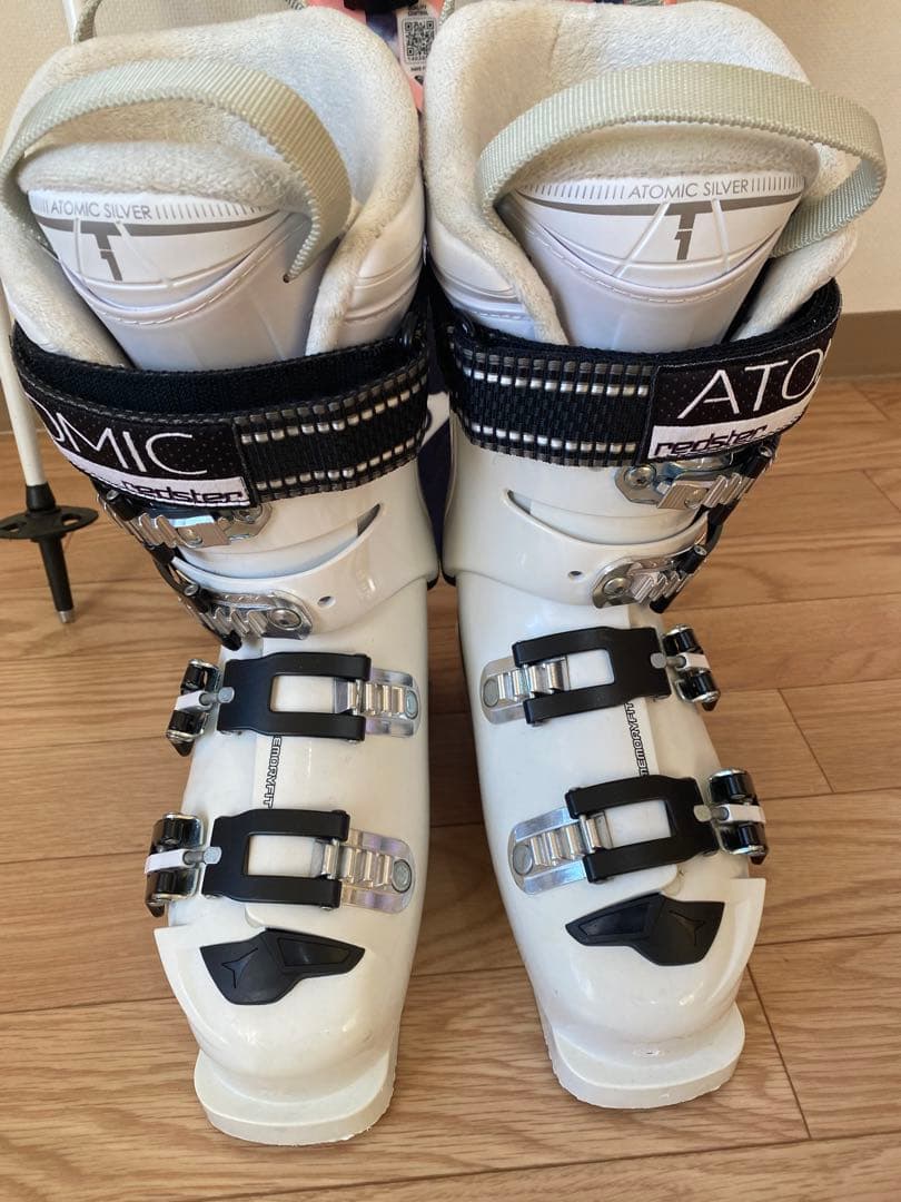 今日限定価格ロキシースキー板ブーツ３点roxyアトミックredstear140