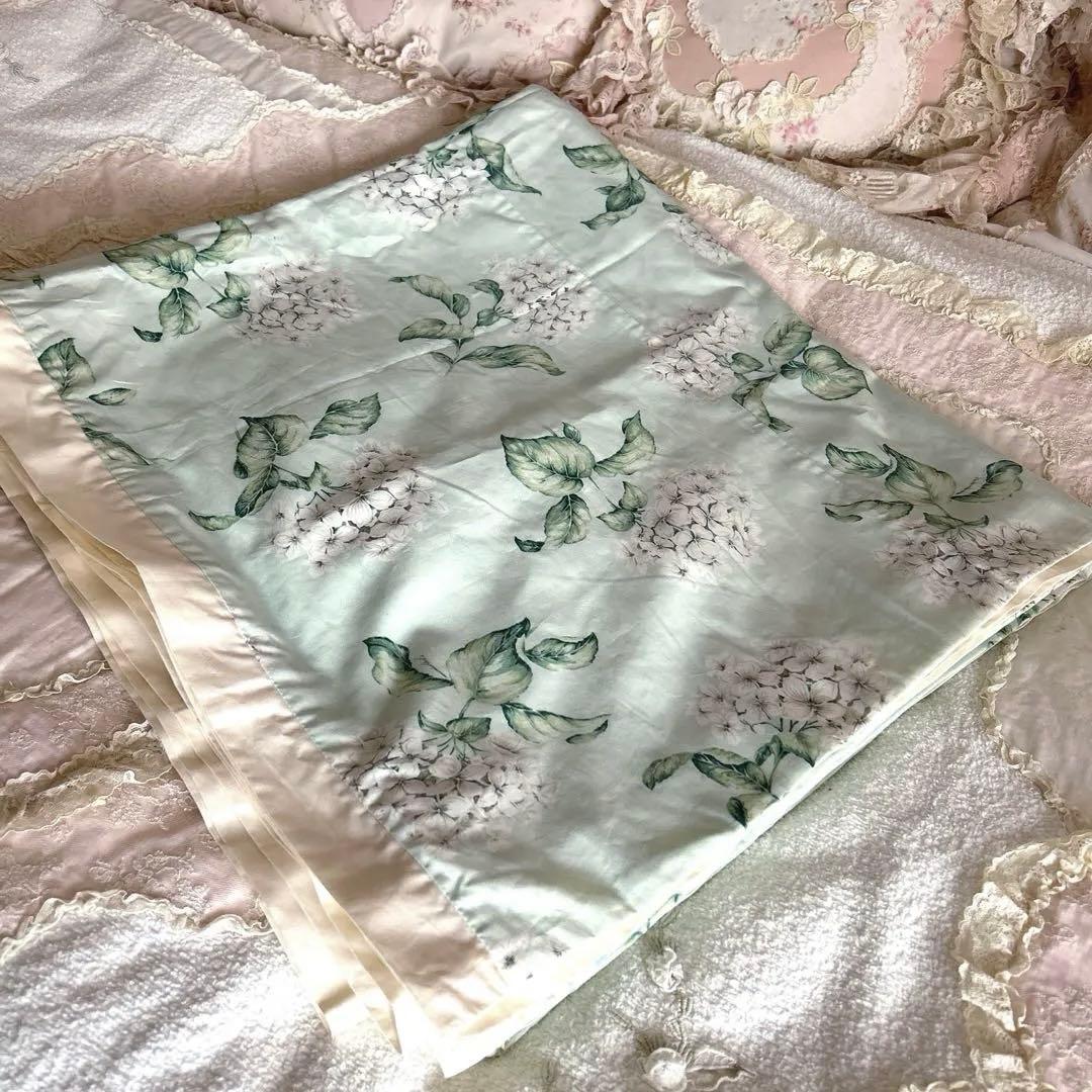 専用　ローラアシュレイ　ヘリガン/オーデニール　デュべカバー　ダブル