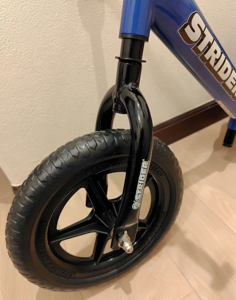 新品☆STRIDER ストライダー スポーツ ブルー 青 おまけ付き