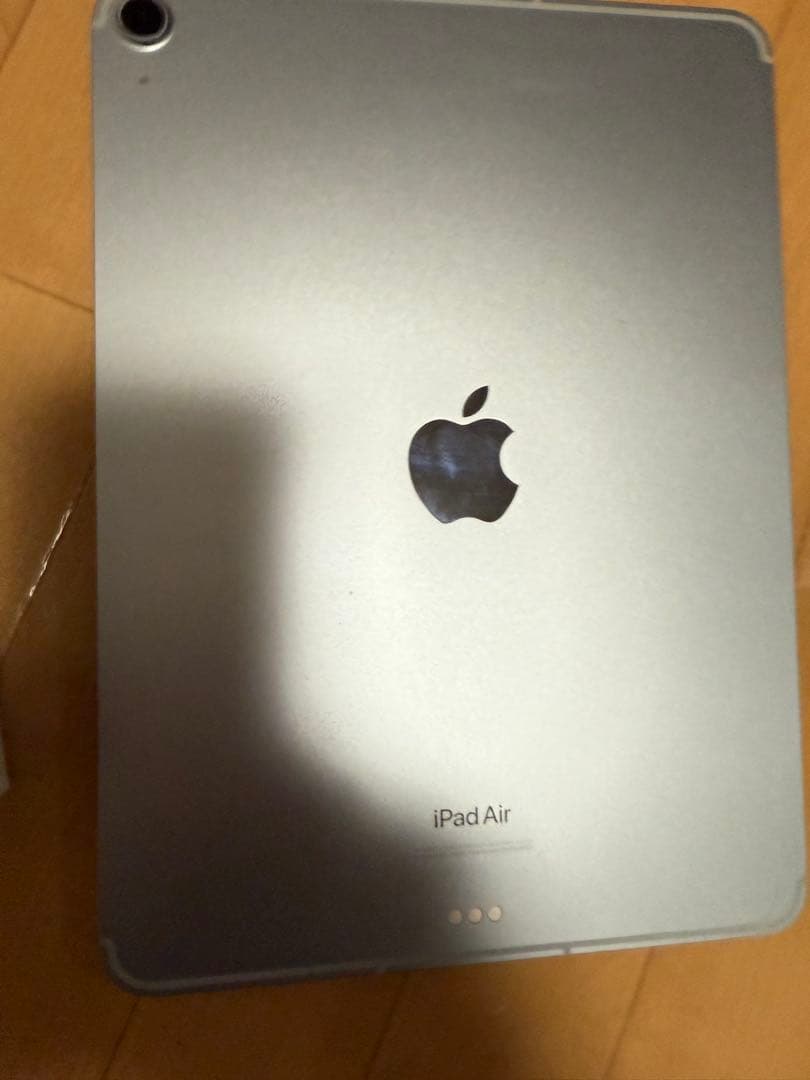 iPad Air M2 11インチ　128GB セルラー